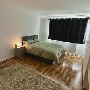 Cozy In A Peaceful Area Homestay