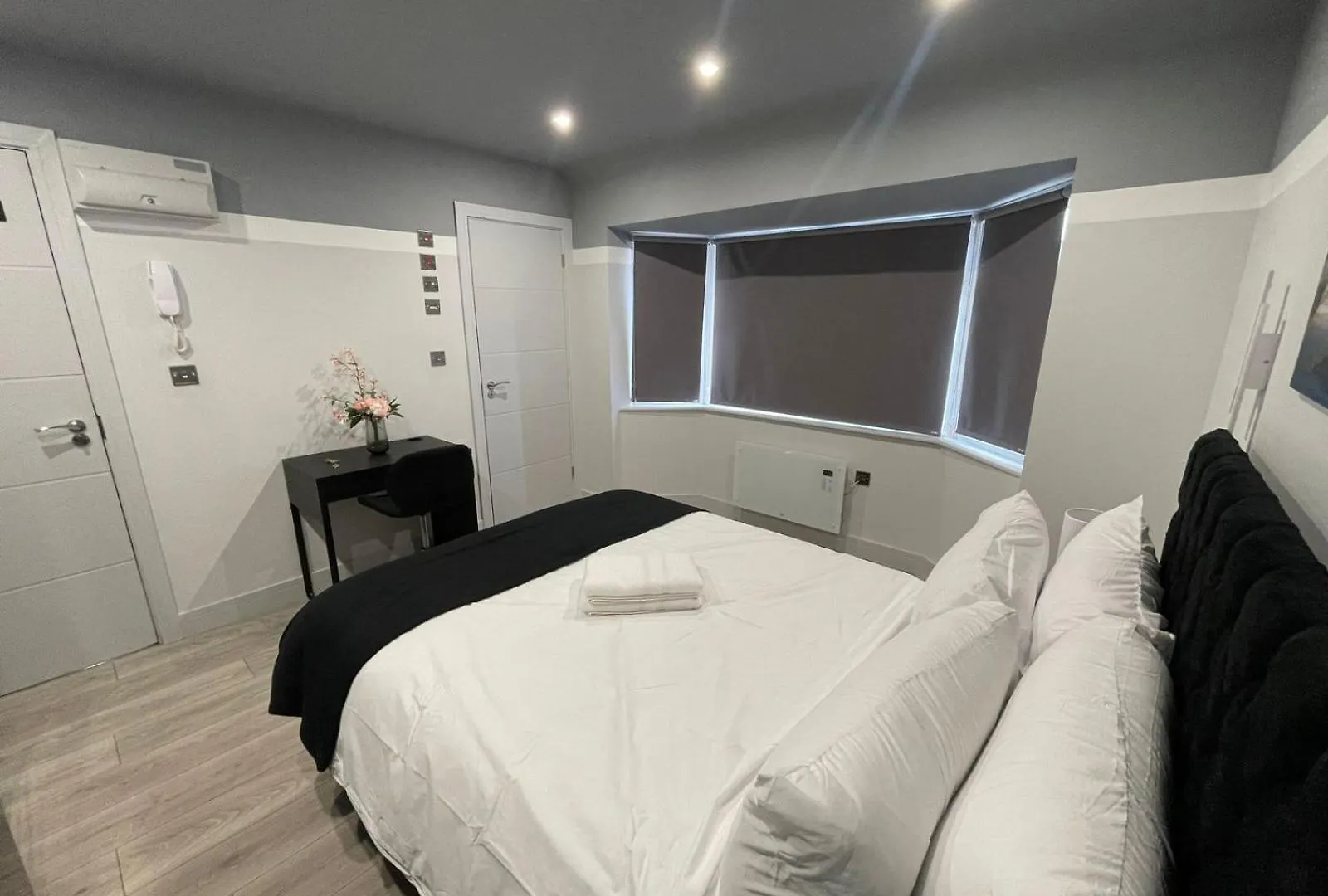 Penzion Letzi Private En-Suite, Near Heathrow Airport T3 Hayes